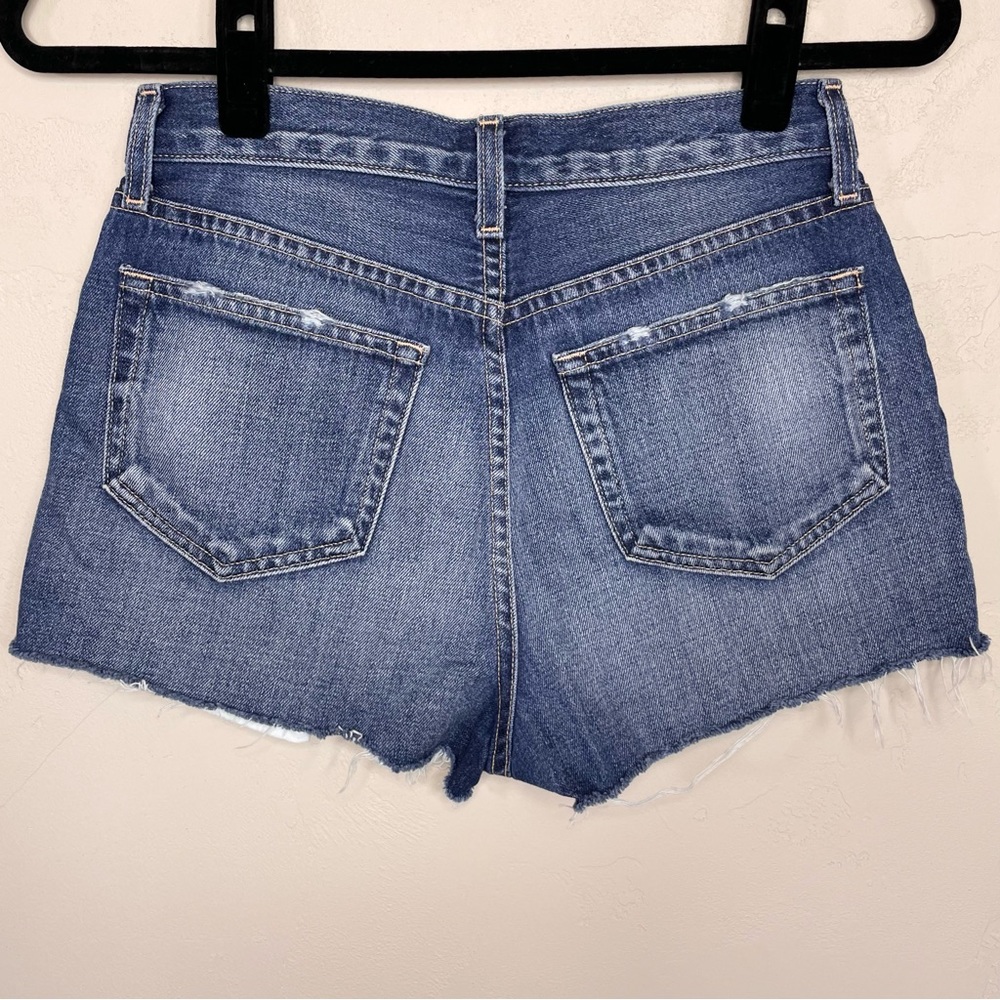L'agence Marilyn High Rise Denim Short in Newberry - Picture 3 of 17